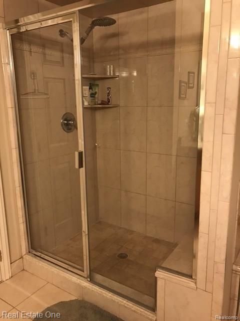 1053 Seville Road Rochester Hills, MI 48309 - Photo 47 of 66