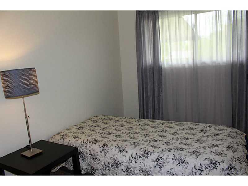 2626 Sickle Road Indianapolis, IN 46219 - Photo 17 of 23 Gallery Image 17
