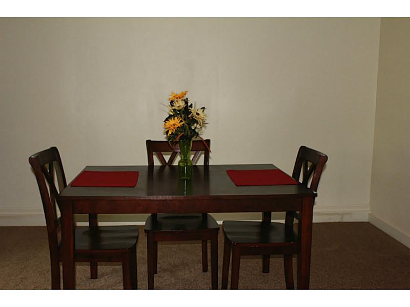 2626 Sickle Road Indianapolis, IN 46219 - Photo 4 of 23 Gallery Image 4