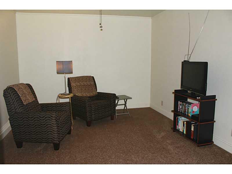 2626 Sickle Road Indianapolis, IN 46219 - Photo 10 of 23 Gallery Image 10