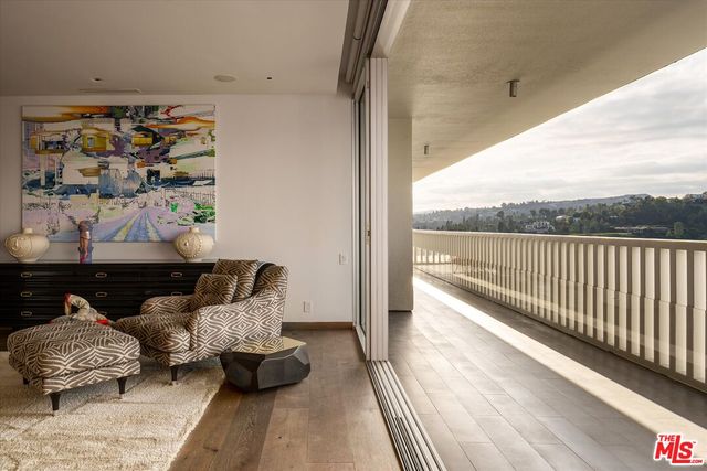 $4,200,000 | 9255 Doheny Road, Unit 2701, West Hollywood, CA 90069