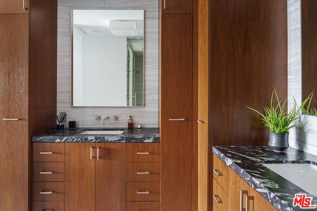 $4,200,000 | 9255 Doheny Road, Unit 2701, West Hollywood, CA 90069