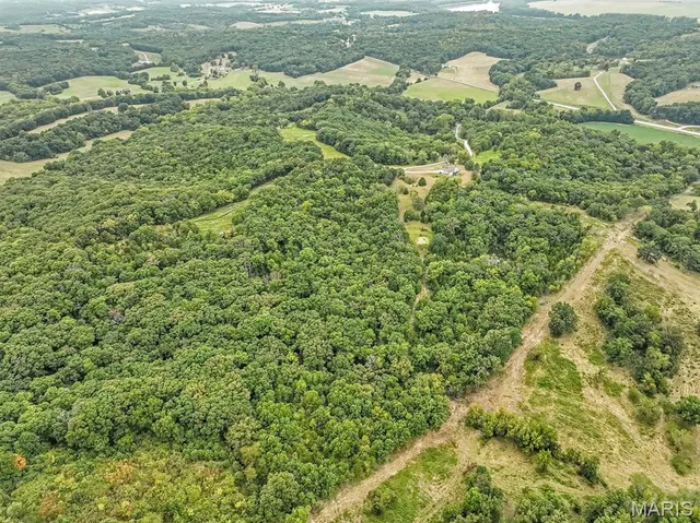 $1,480,000 | 3705 Widgeon Wood Way, Jefferson City, MO 65109