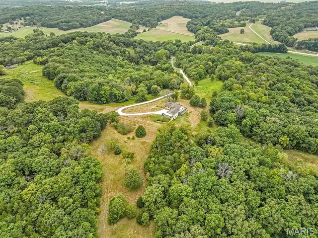 $1,480,000 | 3705 Widgeon Wood Way, Jefferson City, MO 65109