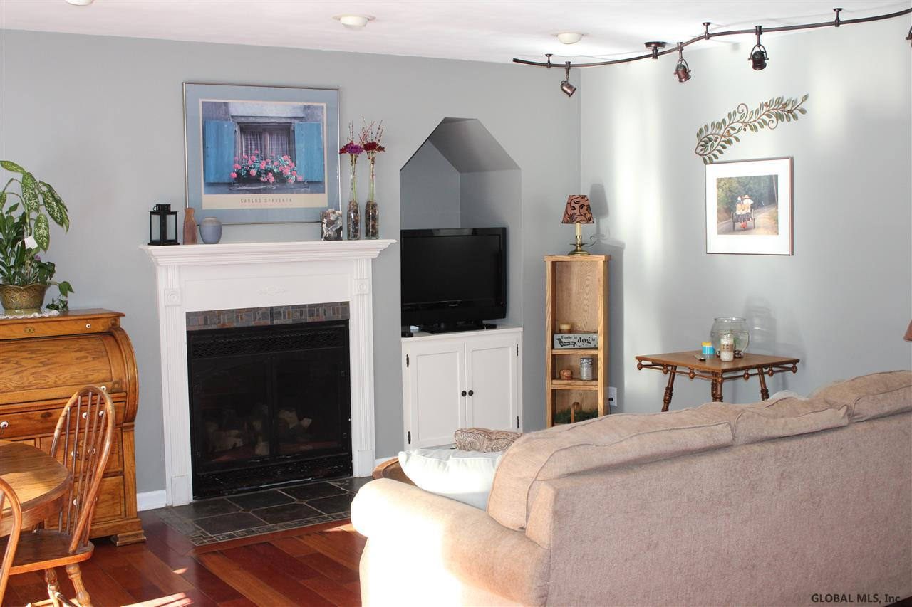 32 Pine Robin Road Greenfield, NY 12833 - Photo 12 of 25 Photo 12