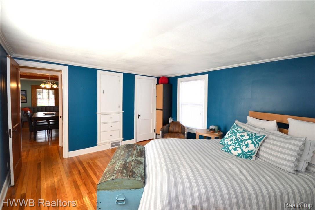 331 Parkdale Avenue Rochester, MI 48307 - Photo 12 of 23 Master Bedroom.JPG2