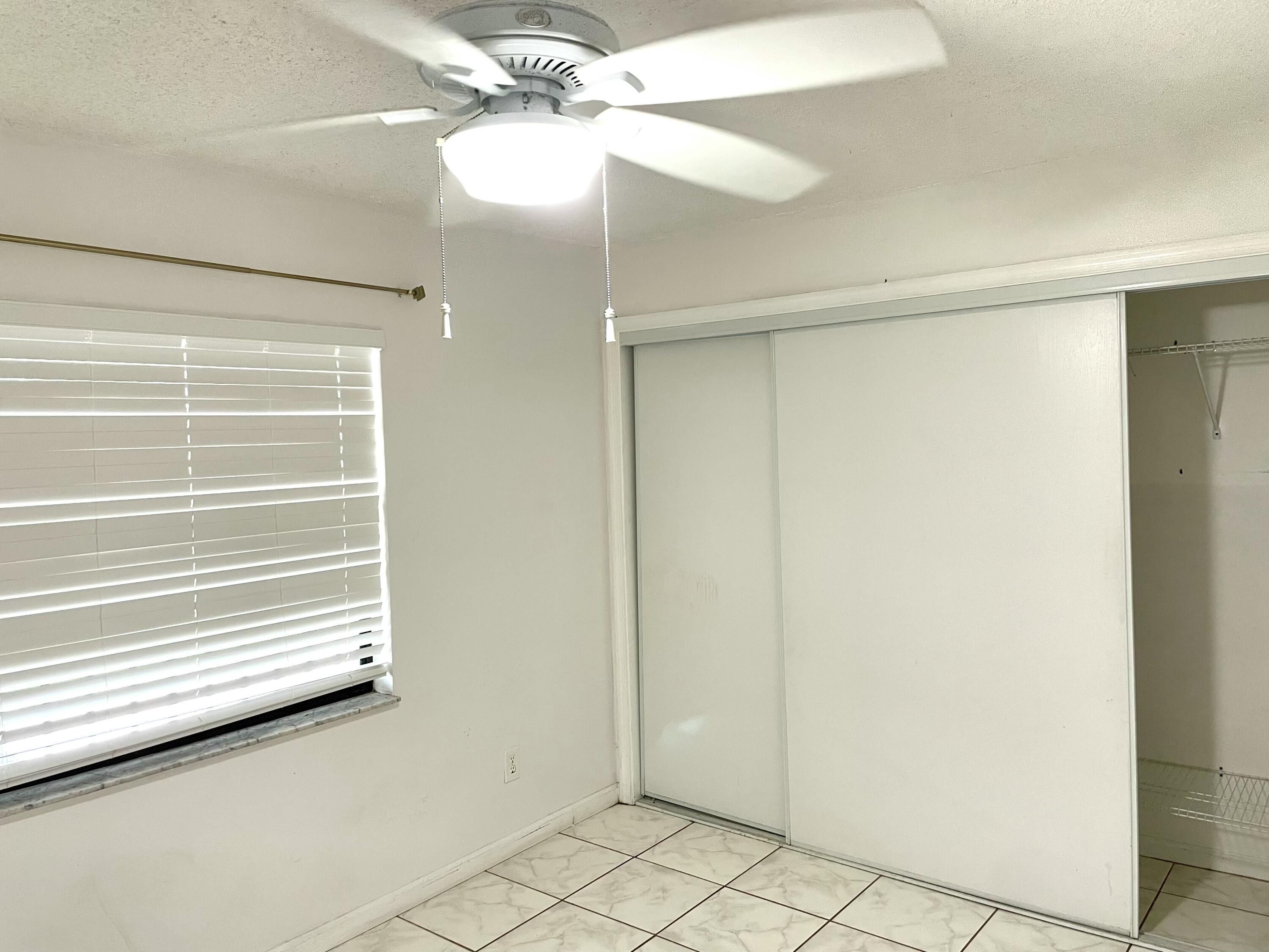 3293 Kirk Road, Unit 7 Lake Worth, FL 33461 - Photo 4 of 6 IMG_5434