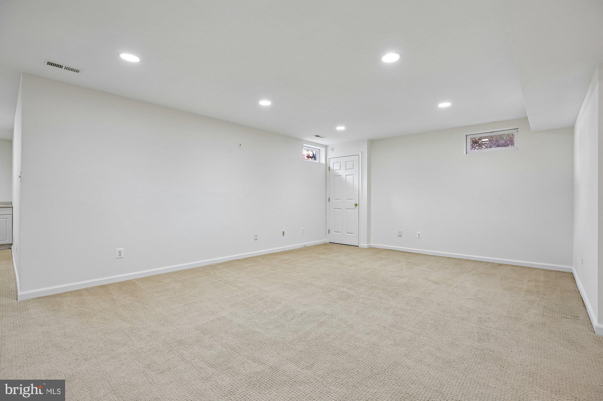 1379 Main Street Gaithersburg, MD 20878 - Photo 43 of 70 Rec Room