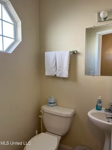 $167,900 | 1664 Beach Boulevard, Unit F103, Biloxi, MS 39531