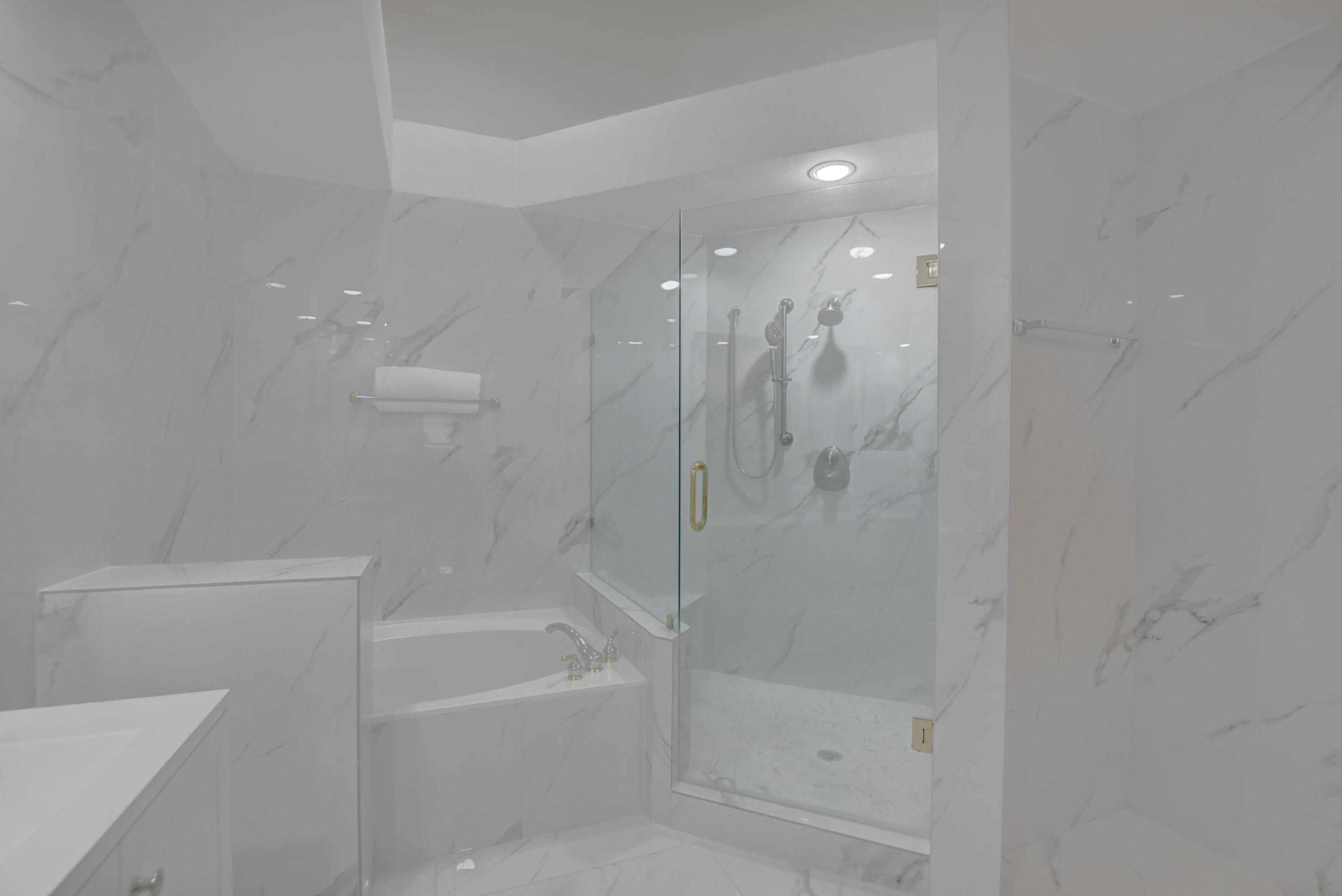 2059 Northwest 53rd Street Boca Raton, FL 33496 - Photo 18 of 55 20_ebf_0996_0997_0998_0999_1000_interior
