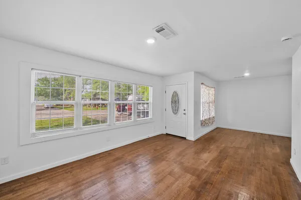 $247,000 | 1614 Palmwood Drive, Pasadena, TX 77502