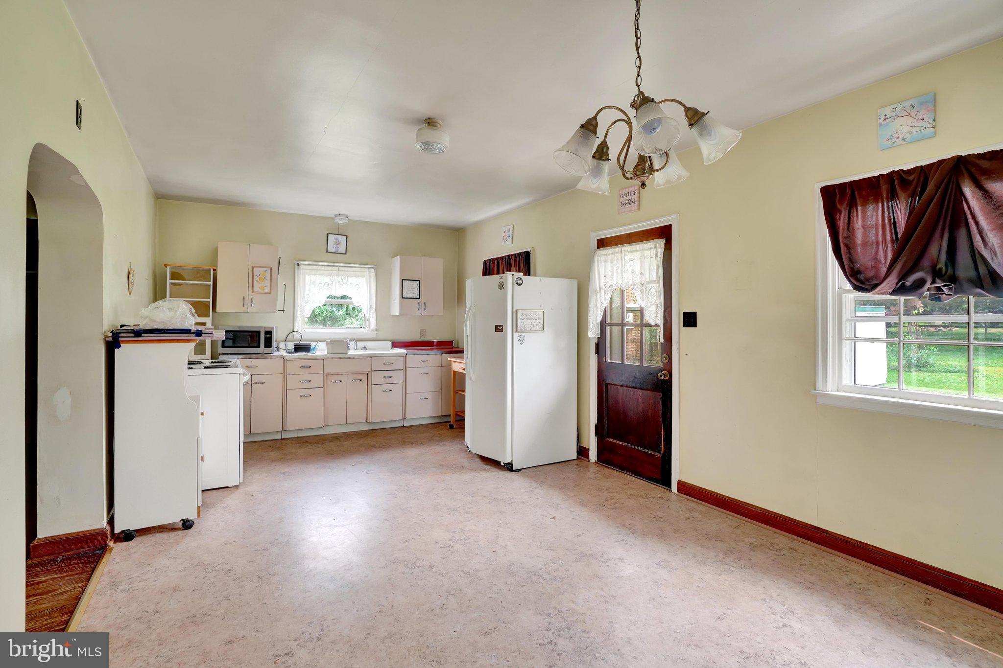 4230 Ore Bank Road Hellam, PA 17406 - Photo 8 of 37
