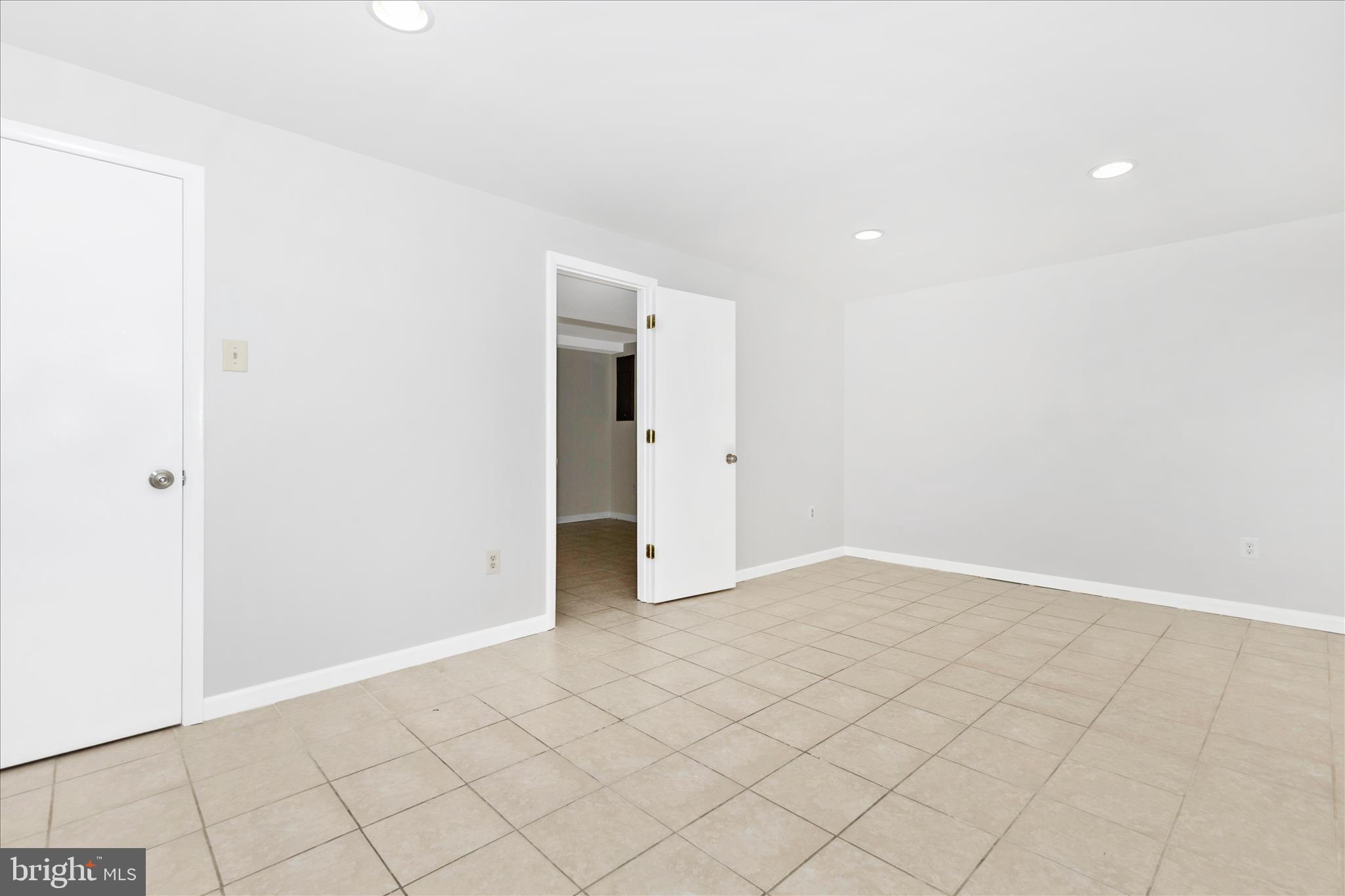 2604 Ashmont Terrace Silver Spring, MD 20906 - Photo 29 of 43 043A1184