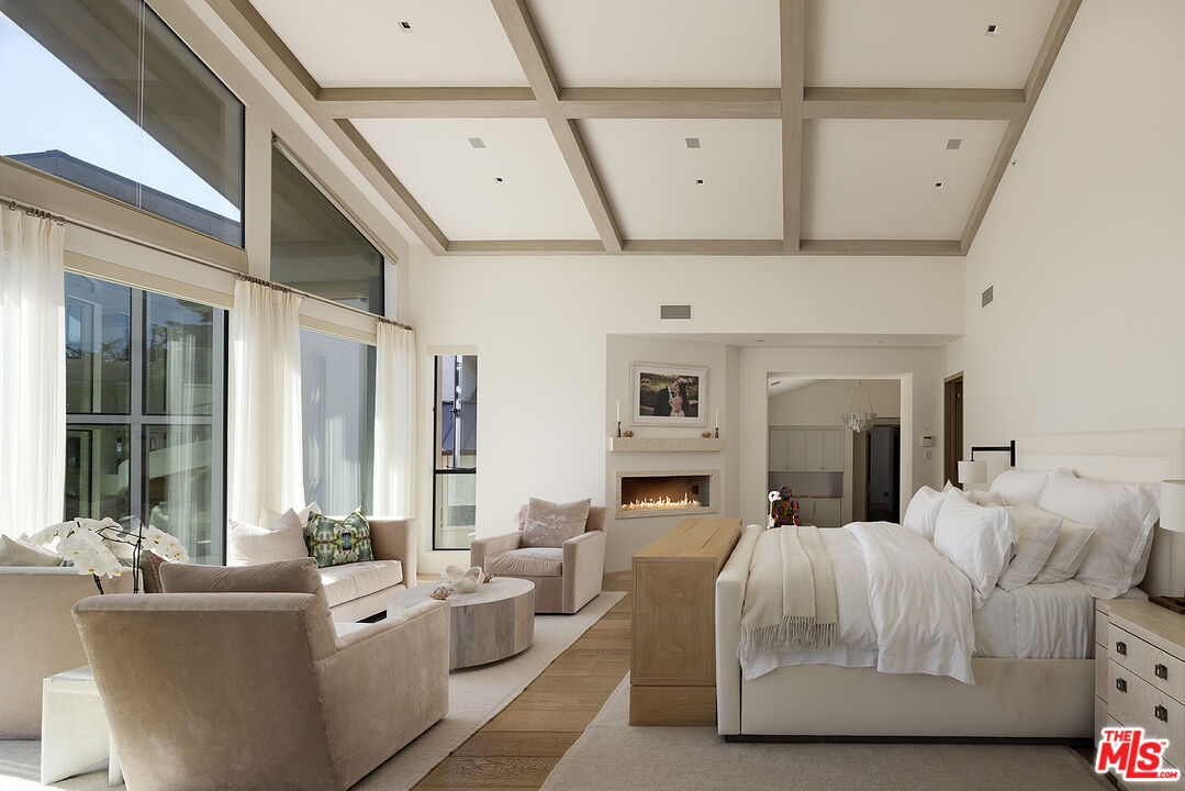 4145 Creciente Drive Santa Barbara, CA 93110 - Photo 24 of 57 a living room with furniture and a large window