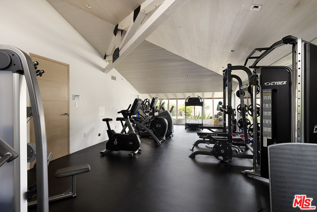 4145 Creciente Drive Santa Barbara, CA 93110 - Photo 29 of 57 a view of a room with gym equipment