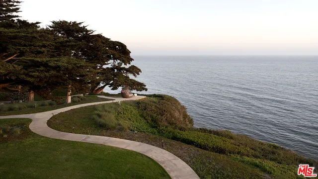 $59,950,000 | 4145 Creciente Drive, Santa Barbara, CA 93110