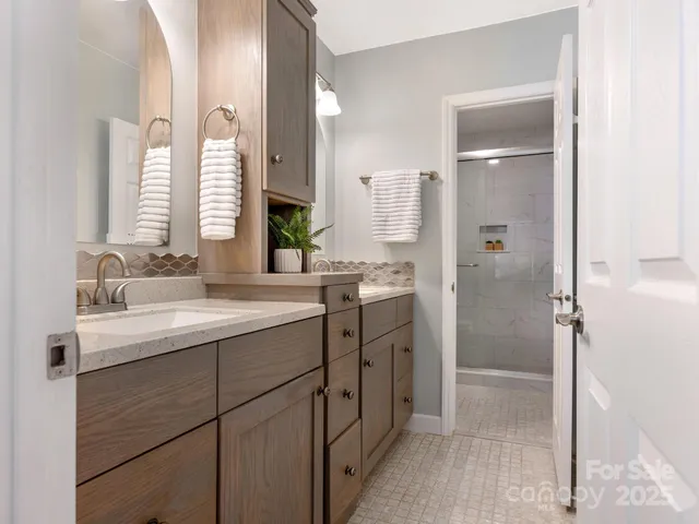 $632,500 | 5110 Dunes Court, Unit 18, Charlotte, NC 28226