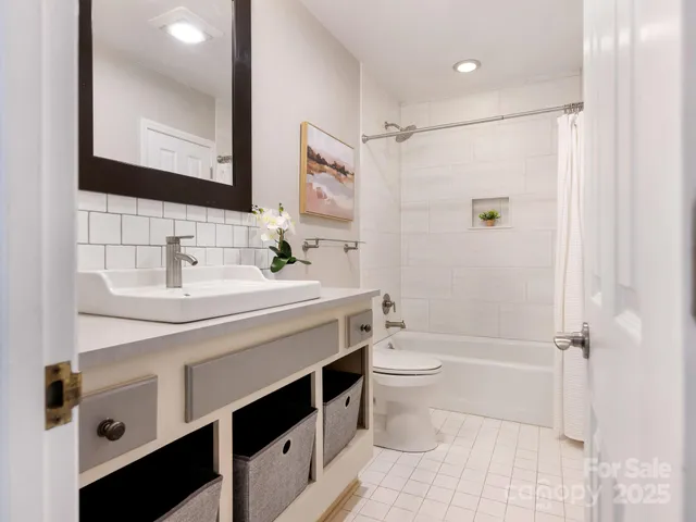 $632,500 | 5110 Dunes Court, Unit 18, Charlotte, NC 28226