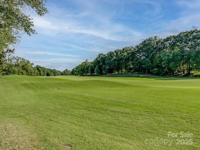 $632,500 | 5110 Dunes Court, Unit 18, Charlotte, NC 28226