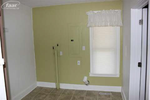 10377 West Mount Morris Road Flushing, MI 48433 - Photo 13 of 21 20360713-12.JPG