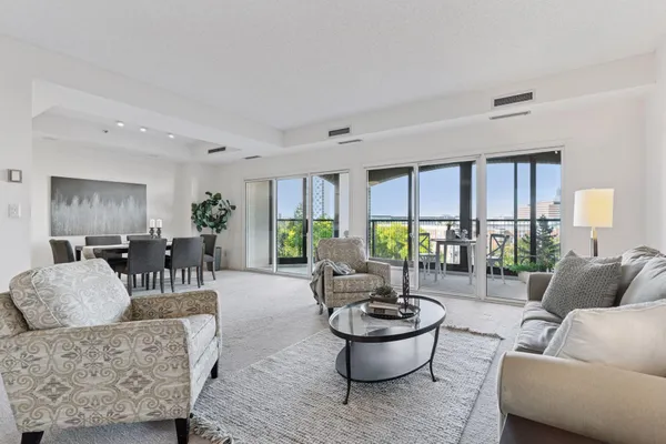 $350,000 | 1201 Yale Place, Unit 403, Minneapolis, MN 55403