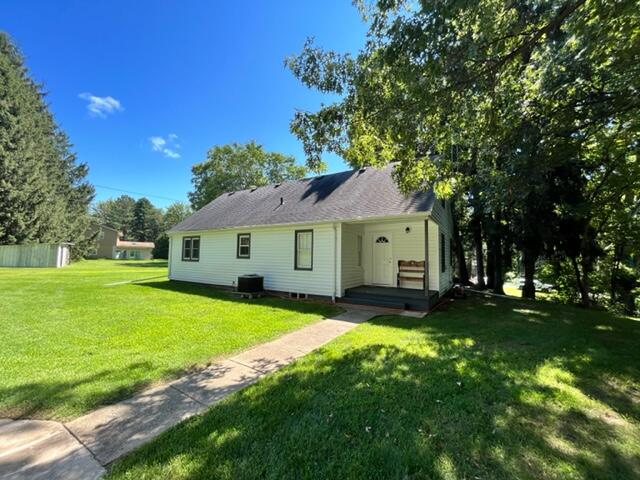 985 Vineland Road St. Joseph, MI 49085 - Photo 34 of 44 IMG_9030