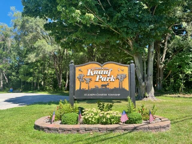 985 Vineland Road St. Joseph, MI 49085 - Photo 43 of 44 IMG_9042