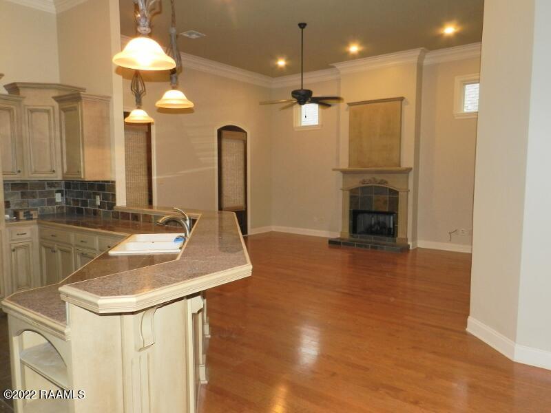 120 Croft Row Lafayette, LA 70503 - Photo 3 of 9 202