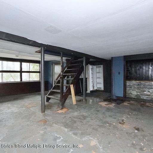 117 Windermere Road Staten Island, NY 10305 - Photo 16 of 25 F3DCA1BC-3475-4254-B446-7BEFBF22A4F8