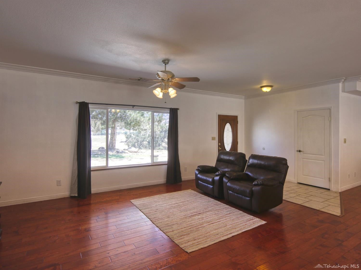 27960 Cumberland Road Tehachapi, CA 93561 - Photo 11 of 43 Gallery Image 11