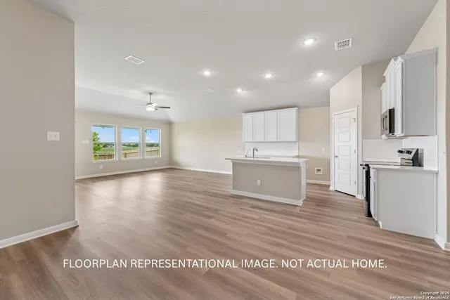 $326,730 | 15467 Salmon Spring, San Antonio, TX 78245