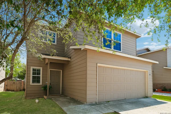 $279,500 | 474 Walnut Crest, Selma, TX 78154