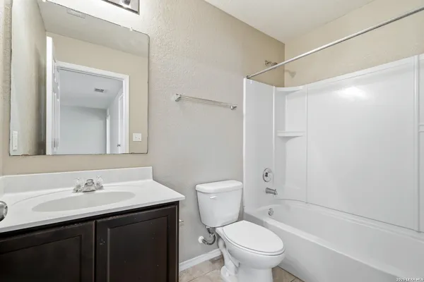 $279,500 | 474 Walnut Crest, Selma, TX 78154