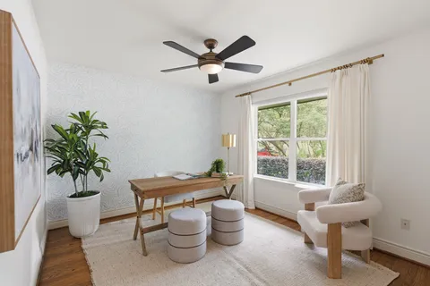 $835,000 | 2210 Chantilly Lane, Houston, TX 77018