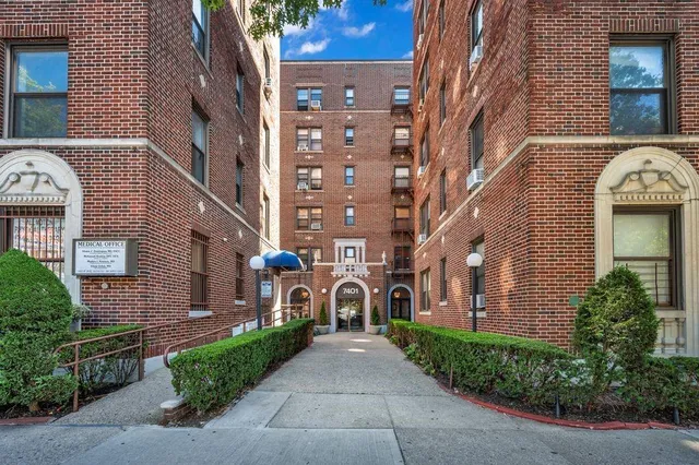 $275,000 | 7401 4th Avenue, Unit E7 | Bay Ridge