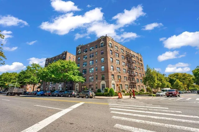 $275,000 | 7401 4th Avenue, Unit E7 | Bay Ridge