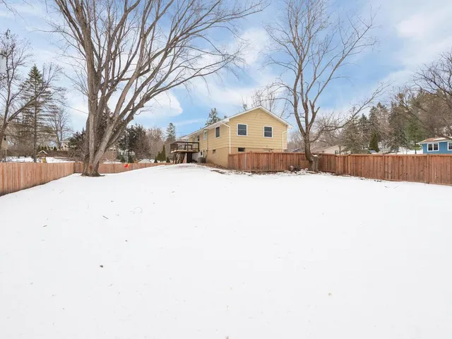 $479,999 | 5912 Stoneybrook Drive, Minnetonka, MN 55345