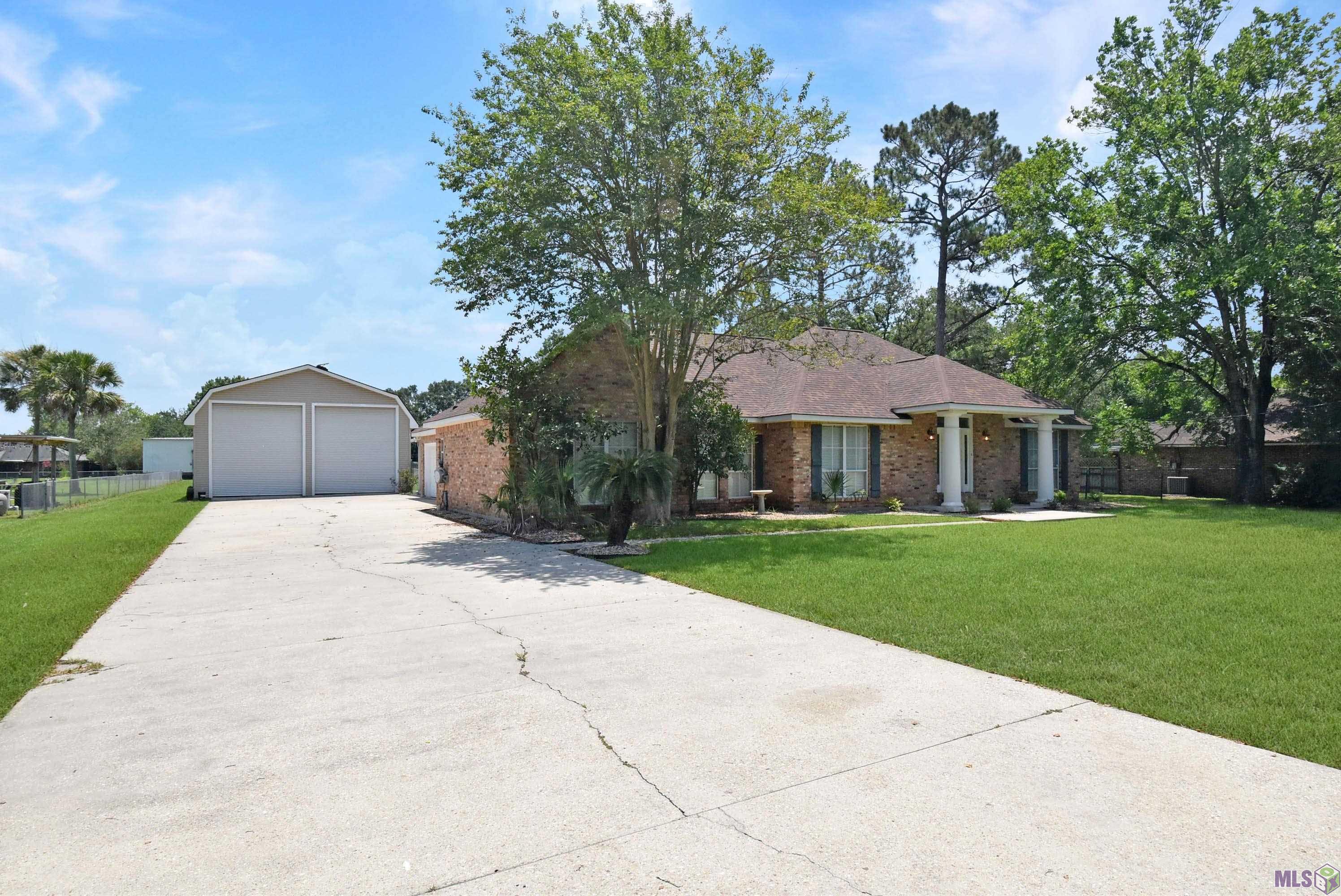 14456 Roddy Road Gonzales, LA 70737 - Photo 25 of 27