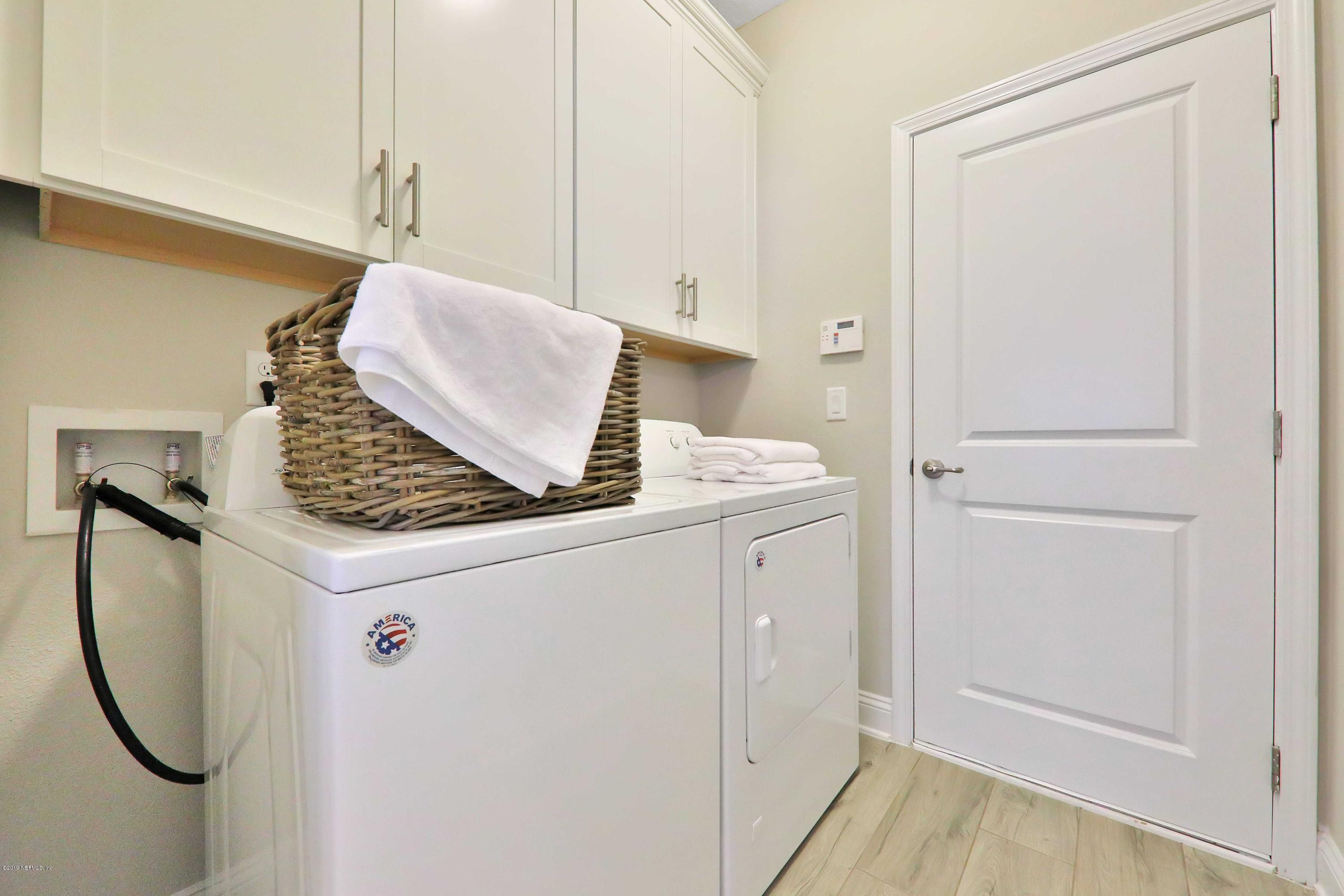 9896 Kevin Road Jacksonville, FL 32257 - Photo 28 of 35 27 Laundry Room