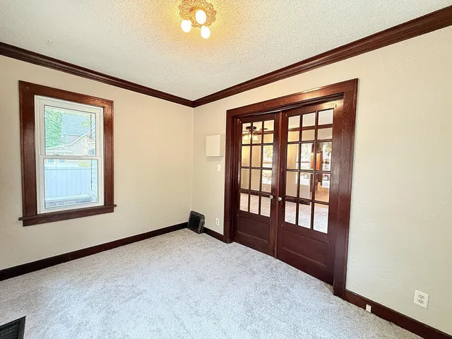 $379,000 | 101 South 5th Street, Montevideo, MN 56265