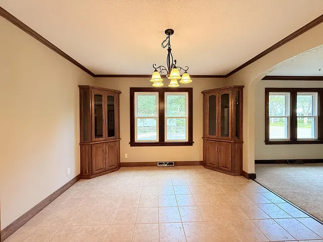 $379,000 | 101 South 5th Street, Montevideo, MN 56265