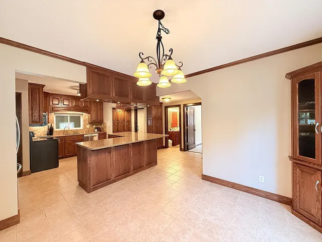 $379,000 | 101 South 5th Street, Montevideo, MN 56265