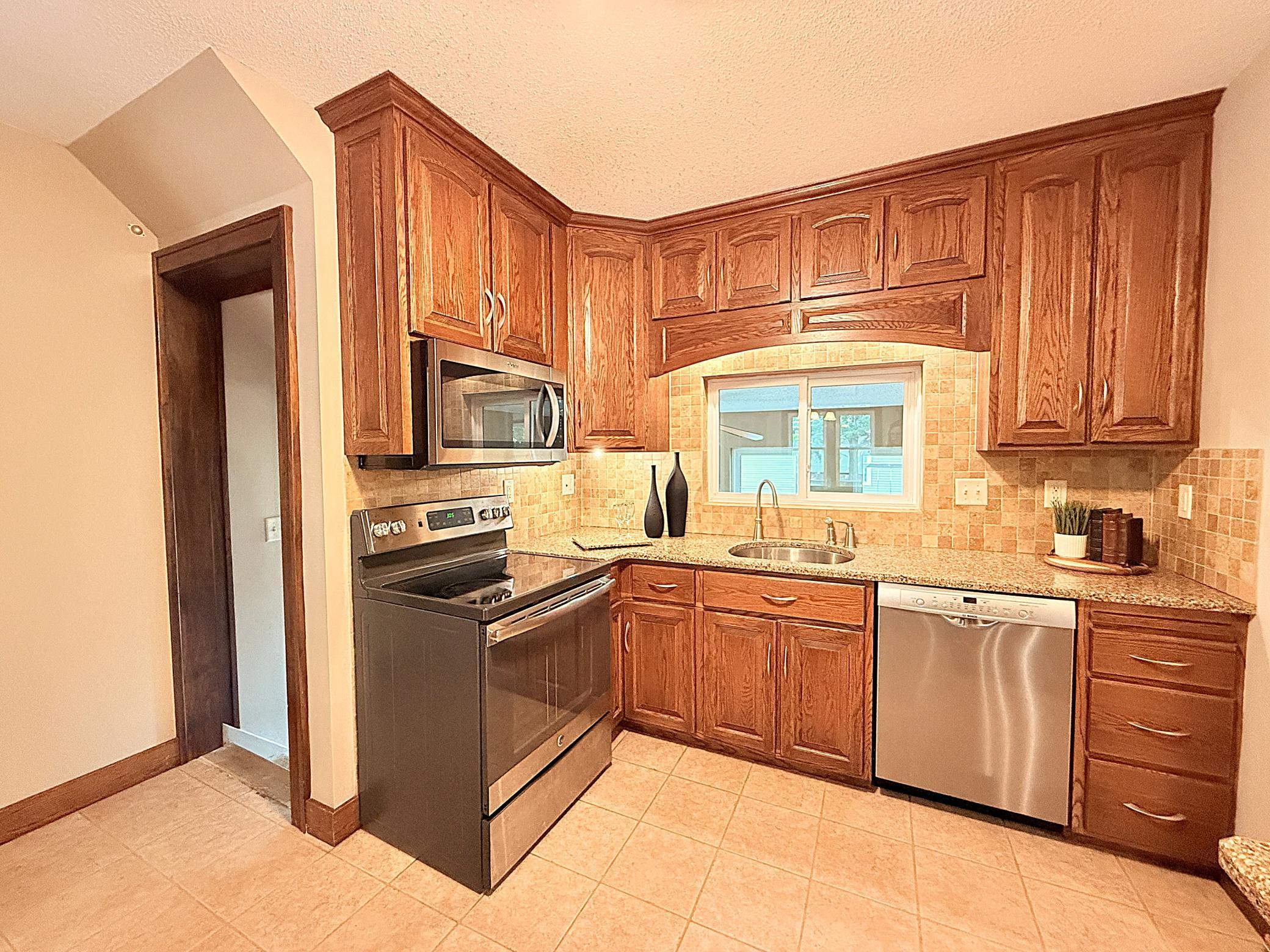 101 South 5th Street Montevideo, MN 56265 - Photo 21 of 83