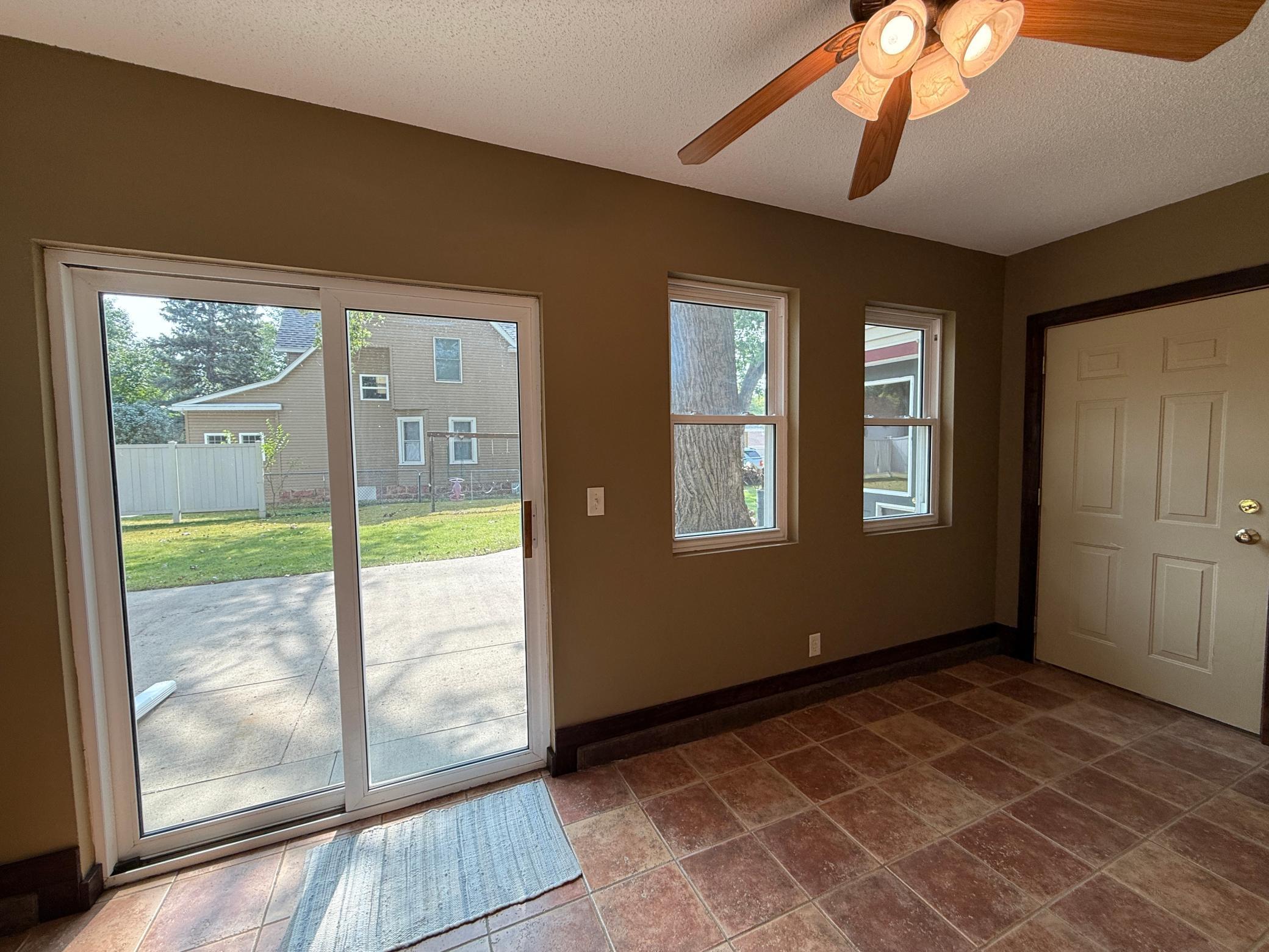 101 South 5th Street Montevideo, MN 56265 - Photo 34 of 83