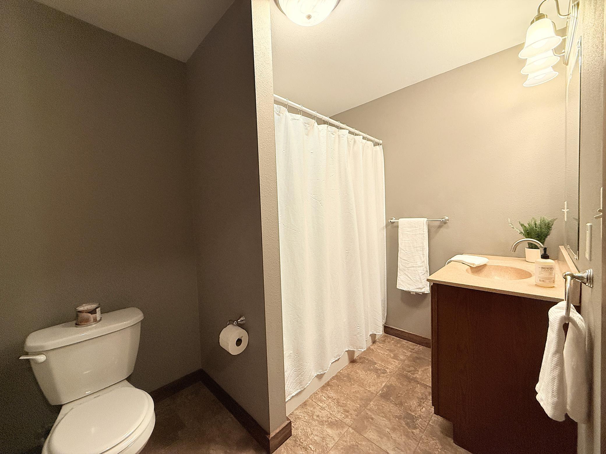 101 South 5th Street Montevideo, MN 56265 - Photo 46 of 83