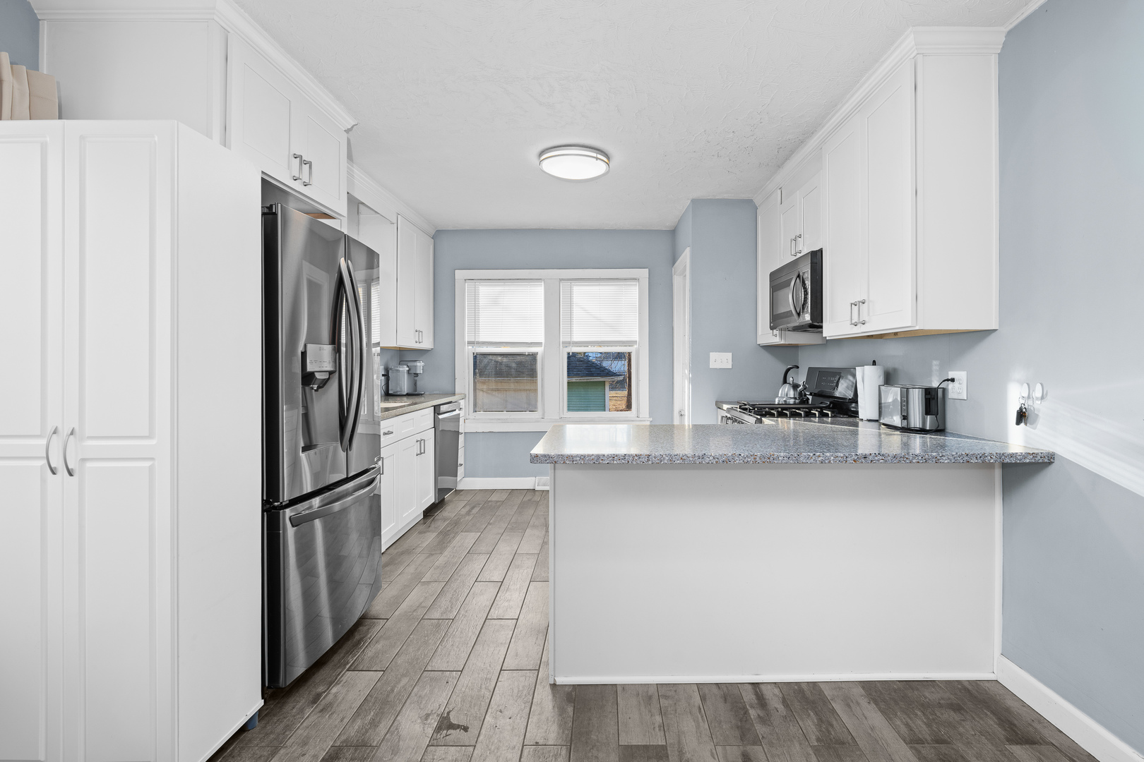 445 48th Street Moline, IL 61265 - Photo 3 of 26