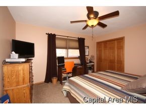 312 Lynwood Lane Springfield, IL 62703 - Photo 12 of 20 Gallery Image 12