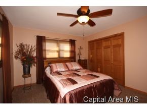 312 Lynwood Lane Springfield, IL 62703 - Photo 17 of 20 Gallery Image 17