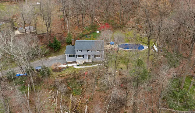 $4,000 | 8 Glenview Drive, Sherman, CT 06784