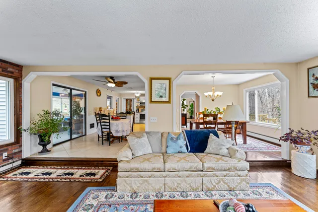 $4,000 | 8 Glenview Drive, Sherman, CT 06784